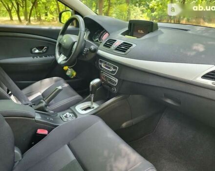 Рено Меган, объемом двигателя 1.5 л и пробегом 203 тыс. км за 8700 $, фото 9 на Automoto.ua
