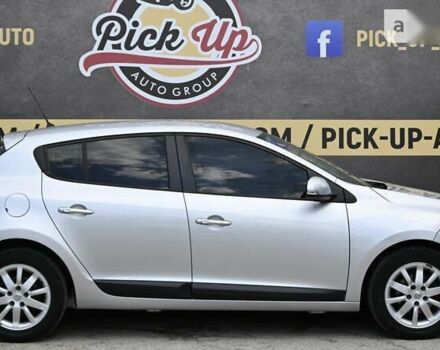 Рено Меган, объемом двигателя 1.5 л и пробегом 256 тыс. км за 7299 $, фото 28 на Automoto.ua