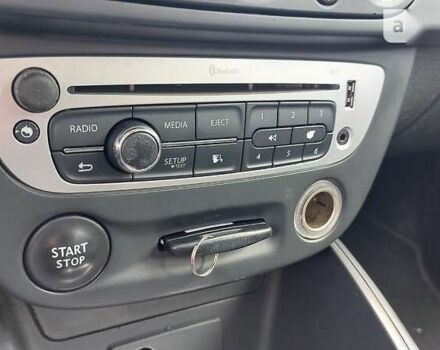 Рено Меган, объемом двигателя 1.5 л и пробегом 239 тыс. км за 8300 $, фото 9 на Automoto.ua