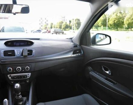 Рено Меган, об'ємом двигуна 1.5 л та пробігом 244 тис. км за 9200 $, фото 13 на Automoto.ua