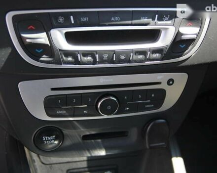 Рено Меган, объемом двигателя 1.5 л и пробегом 187 тыс. км за 9400 $, фото 19 на Automoto.ua