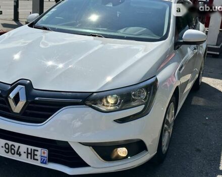 Рено Меган, объемом двигателя 1.5 л и пробегом 159 тыс. км за 13400 $, фото 11 на Automoto.ua