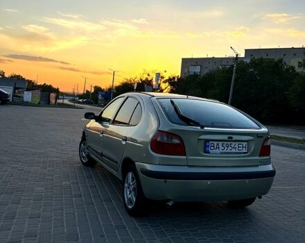 Рено Меган, объемом двигателя 1.4 л и пробегом 160 тыс. км за 1600 $, фото 4 на Automoto.ua