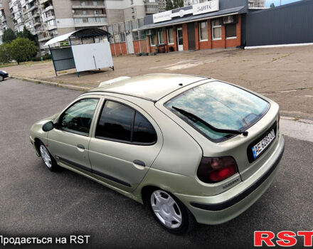 Рено Меган, объемом двигателя 1.6 л и пробегом 200 тыс. км за 2000 $, фото 3 на Automoto.ua