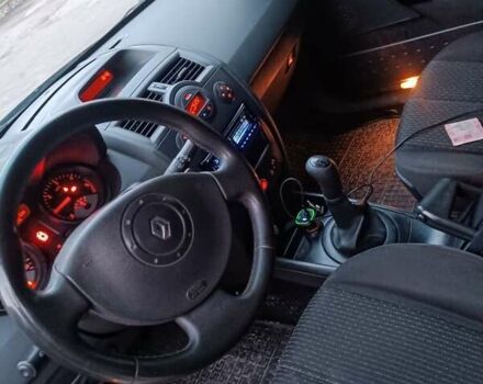 Рено Меган, объемом двигателя 1.5 л и пробегом 290 тыс. км за 3200 $, фото 5 на Automoto.ua