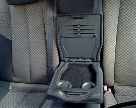 Рено Меган, об'ємом двигуна 1.6 л та пробігом 235 тис. км за 3650 $, фото 11 на Automoto.ua