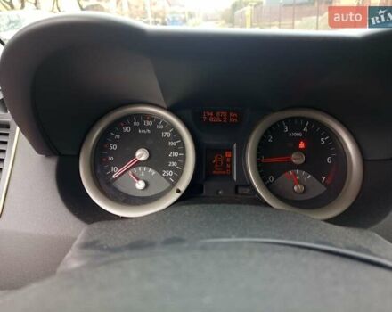 Рено Меган, объемом двигателя 1.6 л и пробегом 194 тыс. км за 4500 $, фото 6 на Automoto.ua