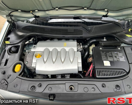 Рено Меган, объемом двигателя 1.6 л и пробегом 198 тыс. км за 5299 $, фото 12 на Automoto.ua