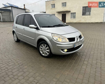 Рено Меган, объемом двигателя 2 л и пробегом 180 тыс. км за 4500 $, фото 1 на Automoto.ua