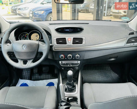 Рено Меган, об'ємом двигуна 1.6 л та пробігом 180 тис. км за 7399 $, фото 21 на Automoto.ua