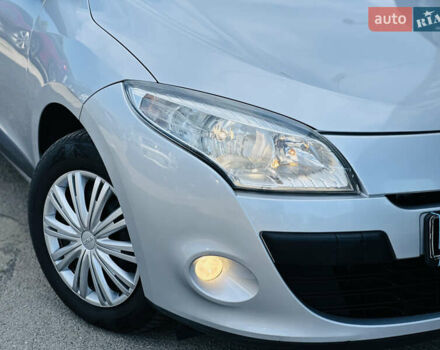 Рено Меган, об'ємом двигуна 1.6 л та пробігом 180 тис. км за 7399 $, фото 12 на Automoto.ua