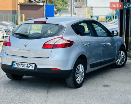 Рено Меган, об'ємом двигуна 1.6 л та пробігом 180 тис. км за 7399 $, фото 3 на Automoto.ua