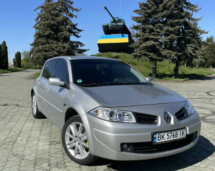 Рено Меган, объемом двигателя 1.6 л и пробегом 285 тыс. км за 4300 $, фото 8 на Automoto.ua