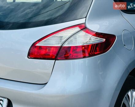 Рено Меган, об'ємом двигуна 1.6 л та пробігом 180 тис. км за 7399 $, фото 5 на Automoto.ua