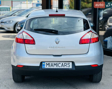 Рено Меган, об'ємом двигуна 1.6 л та пробігом 180 тис. км за 7399 $, фото 6 на Automoto.ua