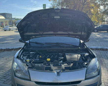 Рено Меган, объемом двигателя 1.6 л и пробегом 180 тыс. км за 7200 $, фото 48 на Automoto.ua