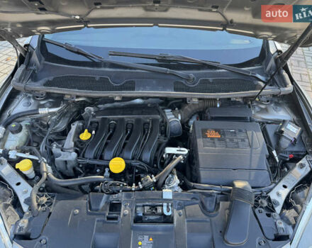 Рено Меган, объемом двигателя 1.6 л и пробегом 180 тыс. км за 7200 $, фото 47 на Automoto.ua