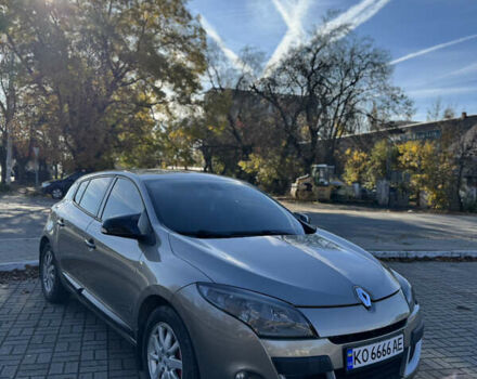 Рено Меган, объемом двигателя 1.6 л и пробегом 180 тыс. км за 7200 $, фото 3 на Automoto.ua