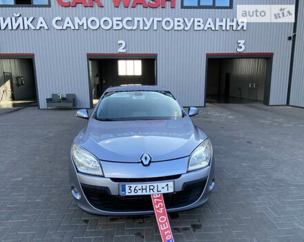 Рено Меган, объемом двигателя 1.6 л и пробегом 211 тыс. км за 6300 $, фото 26 на Automoto.ua