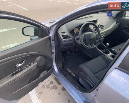 Рено Меган, объемом двигателя 1.6 л и пробегом 231 тыс. км за 6300 $, фото 15 на Automoto.ua