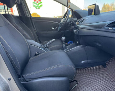 Рено Меган, объемом двигателя 1.6 л и пробегом 180 тыс. км за 7200 $, фото 37 на Automoto.ua