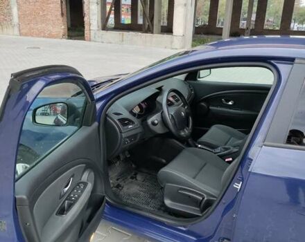 Рено Меган, объемом двигателя 1.6 л и пробегом 194 тыс. км за 5200 $, фото 8 на Automoto.ua