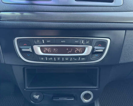 Рено Меган, объемом двигателя 1.6 л и пробегом 180 тыс. км за 7200 $, фото 33 на Automoto.ua