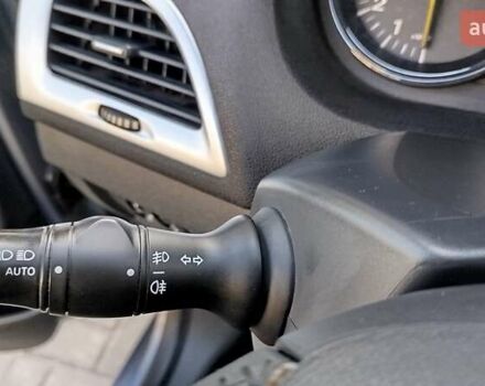 Рено Меган 2009 у Дніпро (Дніпропетровську) на Automoto.ua Рено Меган, об'ємом двигуна 1.6 л та пробігом 222 тис. км за 6900 $, фото 18 на Automoto.ua
