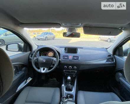 Рено Меган, объемом двигателя 1.6 л и пробегом 211 тыс. км за 6300 $, фото 50 на Automoto.ua