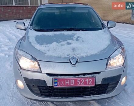 Рено Меган, объемом двигателя 1.6 л и пробегом 220 тыс. км за 6950 $, фото 5 на Automoto.ua