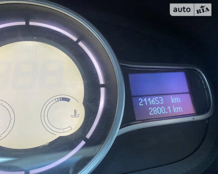 Рено Меган, объемом двигателя 1.6 л и пробегом 211 тыс. км за 6300 $, фото 52 на Automoto.ua