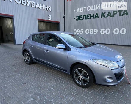 Рено Меган, объемом двигателя 1.6 л и пробегом 211 тыс. км за 6300 $, фото 3 на Automoto.ua