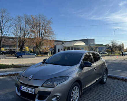 Рено Меган, объемом двигателя 1.6 л и пробегом 180 тыс. км за 7200 $, фото 5 на Automoto.ua