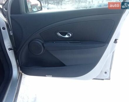 Рено Меган, объемом двигателя 1.6 л и пробегом 220 тыс. км за 6950 $, фото 30 на Automoto.ua