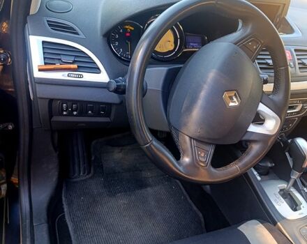 Рено Меган, объемом двигателя 1.5 л и пробегом 0 тыс. км за 7000 $, фото 3 на Automoto.ua