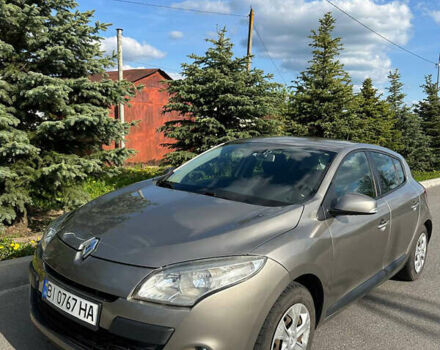 Рено Меган, об'ємом двигуна 1.6 л та пробігом 280 тис. км за 6700 $, фото 10 на Automoto.ua