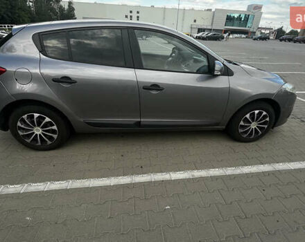 Рено Меган, объемом двигателя 1.46 л и пробегом 228 тыс. км за 6300 $, фото 4 на Automoto.ua