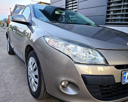 Рено Меган, объемом двигателя 1.5 л и пробегом 287 тыс. км за 6700 $, фото 12 на Automoto.ua