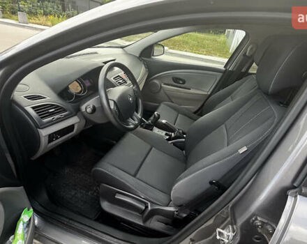 Рено Меган, объемом двигателя 1.46 л и пробегом 228 тыс. км за 6300 $, фото 2 на Automoto.ua