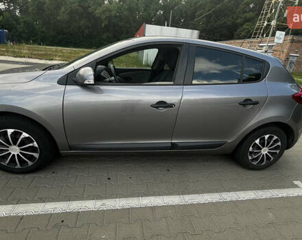 Рено Меган, объемом двигателя 1.46 л и пробегом 228 тыс. км за 6300 $, фото 3 на Automoto.ua