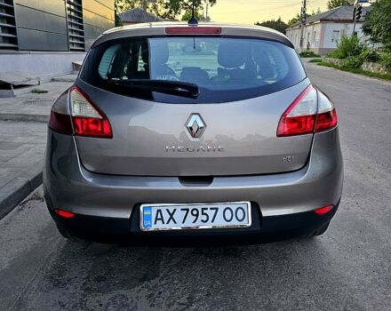 Рено Меган, объемом двигателя 1.5 л и пробегом 287 тыс. км за 6700 $, фото 3 на Automoto.ua