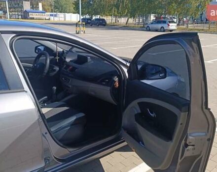 Рено Меган, объемом двигателя 1.5 л и пробегом 280 тыс. км за 6850 $, фото 4 на Automoto.ua