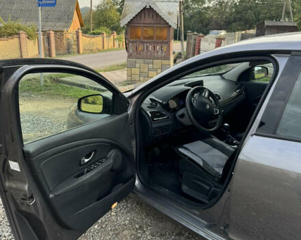 Рено Меган, объемом двигателя 1.6 л и пробегом 119 тыс. км за 8500 $, фото 3 на Automoto.ua