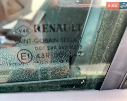 Рено Меган, объемом двигателя 1.6 л и пробегом 209 тыс. км за 5700 $, фото 12 на Automoto.ua