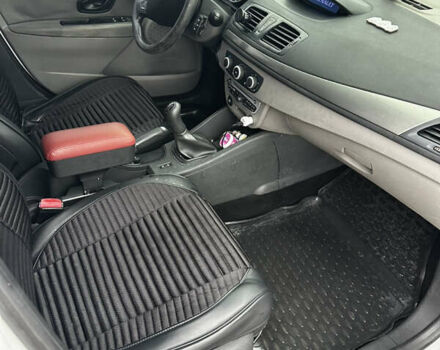 Рено Меган, об'ємом двигуна 1.5 л та пробігом 290 тис. км за 5800 $, фото 8 на Automoto.ua