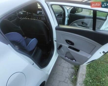 Рено Меган, объемом двигателя 1.46 л и пробегом 300 тыс. км за 7000 $, фото 14 на Automoto.ua