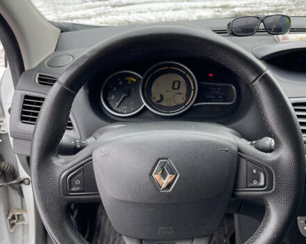 Рено Меган, объемом двигателя 1.5 л и пробегом 200 тыс. км за 6900 $, фото 8 на Automoto.ua