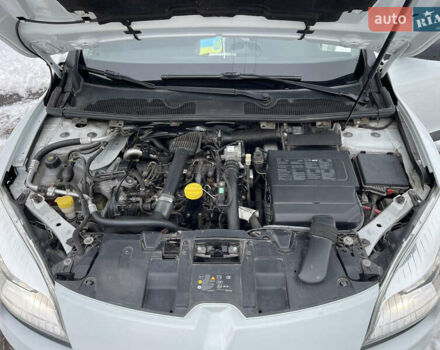 Рено Меган, объемом двигателя 1.5 л и пробегом 200 тыс. км за 6900 $, фото 6 на Automoto.ua