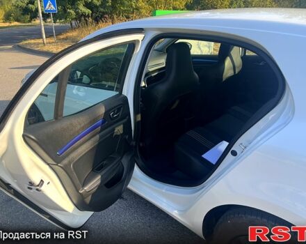 Рено Меган, объемом двигателя 1.5 л и пробегом 241 тыс. км за 10000 $, фото 2 на Automoto.ua