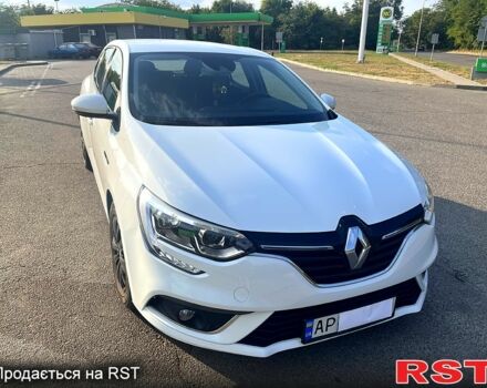 Рено Меган, объемом двигателя 1.5 л и пробегом 241 тыс. км за 10000 $, фото 1 на Automoto.ua